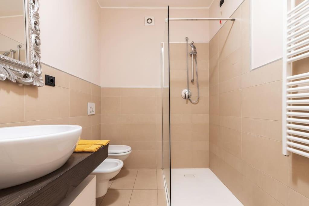 Апартаменты Bezzi Flexyrent A.C. Wifi Милан Экстерьер фото